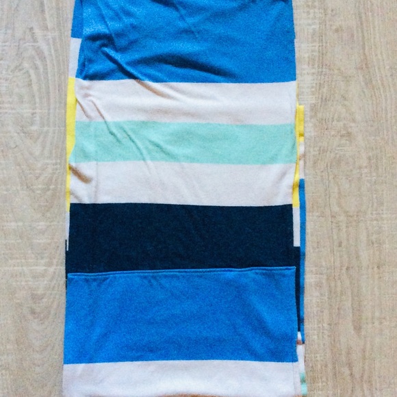 Old Navy Infinity Scarf Mixed Blues - Picture 3 of 3